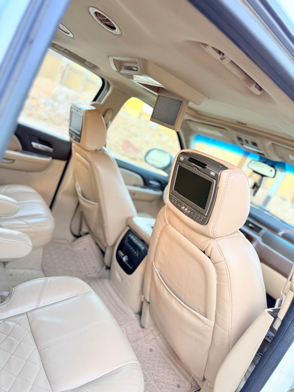 السلام عليكم (جمسي دنلي ادوات ادوات)فووووول مواصفات بيع او مراوس ‭٠٧٨٣ ٠٦٣ ٨٤٤٢‬
