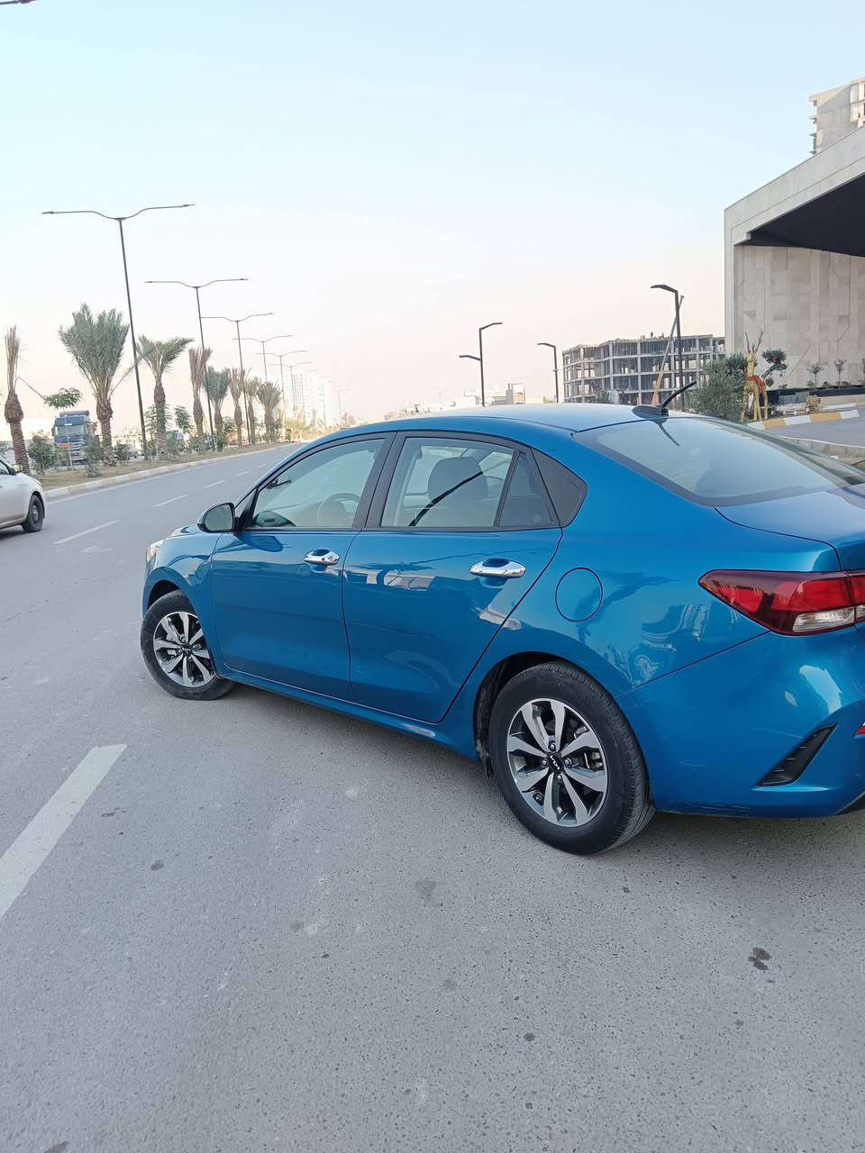 ريو 2022 بصمه ولايت زنون
ماشيه 48
رادار و توقف ذاتي و صندوق ذكي
تحكمات و شاشه وسائط
نظيفه وجاهزه..
حادث امريكا دعاميه اماميه
هنا بالعراق صبغ بين البابين الجانبيه
مكاني  بغداد..
   ***********
السعر/ 125
صوره الحادث ورقم الشاصي مرفق
