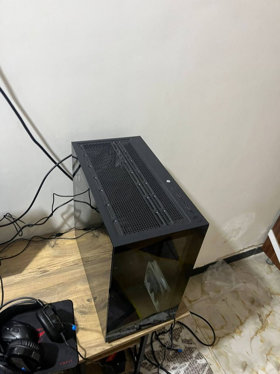 pc كامل للبيع توفر
مواصفات 
كرت rx 580 8gb نظافه 100 
معالج E5 2680 v4
بورد x99
رامات 16ddr4
كيس من sama وحدو بسعر 100 يتسع 11فان 
مبرد هوائي rgb ice 200 
المحلقات 
1كيبورد 
2ماوس 
3ماوس باد 
4سماعه كيمنك 
5ups 
6wob cam 
7مايك احترافي وحده ب50 
ملاحظه مهمه // بدون شاشه لان شاشه سعره غاليه الي يريده ويا زياده 150الف عسعر 
كل هذا بسعر 490 الف فقط ومتوفر توصيل لجيمع محافظات 🥰


**إذا كنت صاحب هذا الإعلان وتريد حذفه لأي سبب، رجاءا أرسل رسالة إلى الدعم الفني**