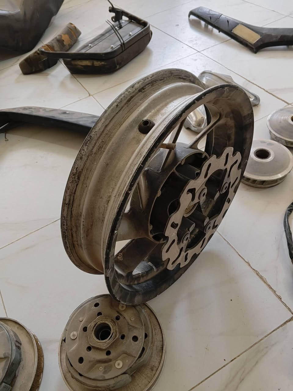 غراض فيوجن تفصيخ محتاج شيء تفضل خاص


**إذا كنت صاحب هذا الإعلان وتريد حذفه لأي سبب، رجاءا أرسل رسالة إلى الدعم الفني**