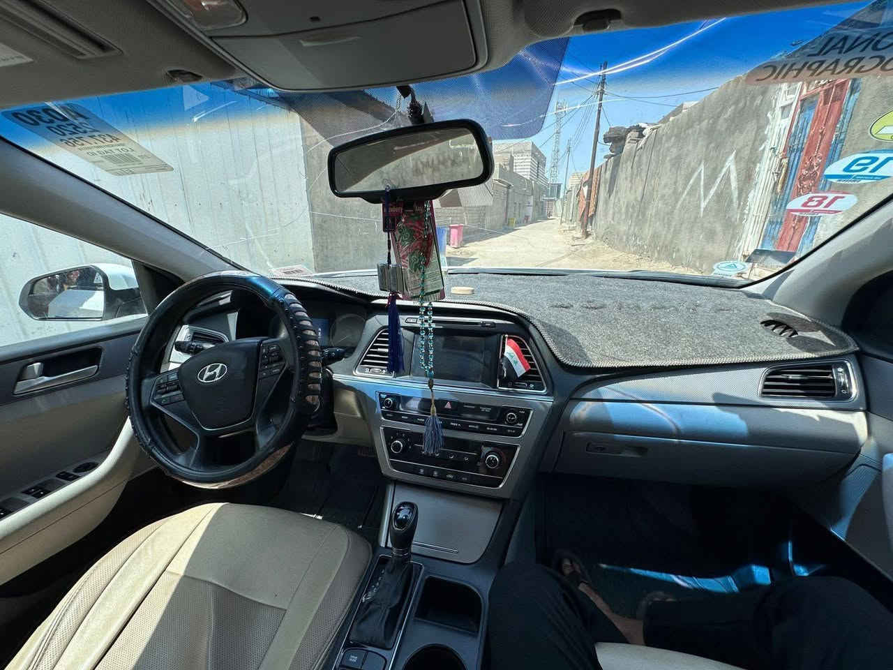 السلام عليك 
سوناته 2016 رقم ذي قار ورد امريكي حره تحويل ثاني يوم ماشيه 71 سياره بيه جاملق وبنيد بدون دواخل مصلحات بدون تبديل تبريد فول دواخل جلد وارضيه جلد بيه جراد بالقماره شي بصيط السعر 120 البيهه مجال للطيبين 
العنوان البصره قضاء الصادق باهله 
علمن السياره بسم ابن عمي


**إذا كنت صاحب هذا الإعلان وتريد حذفه لأي سبب، رجاءا أرسل رسالة إلى الدعم الفني**