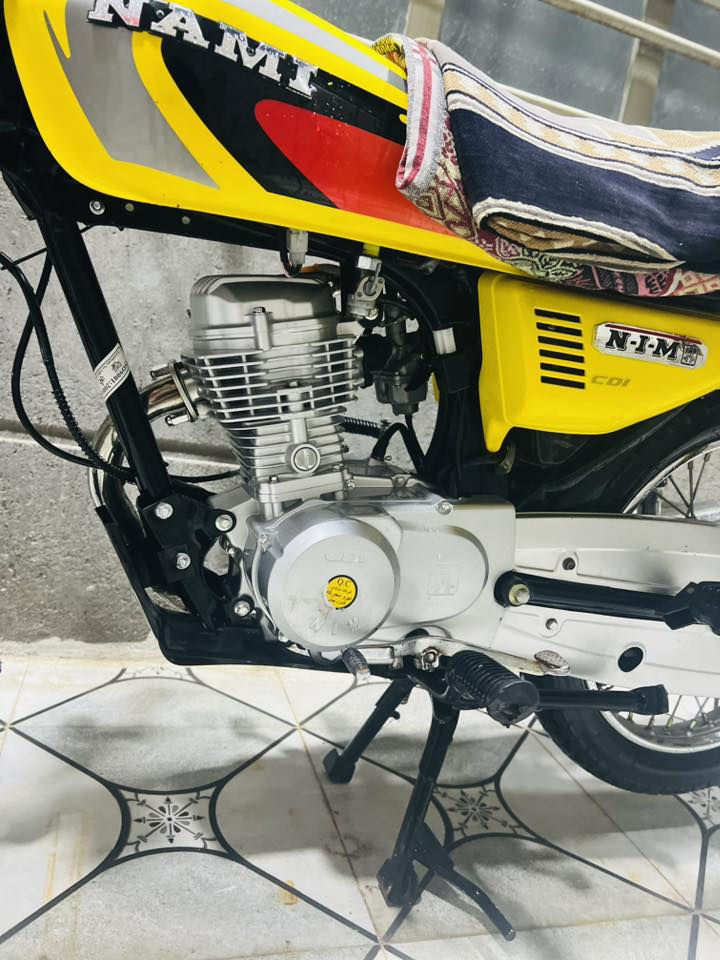 السلام عليكم
اربعه كير للبيع مديل 25اوراق سكنر 

دراجه بعدهي بلكارتو مامفتوح منها برغي 

مكاني كربلاء كنطره السلام الشراي يتصل وبي خير ويدلل 

***********
