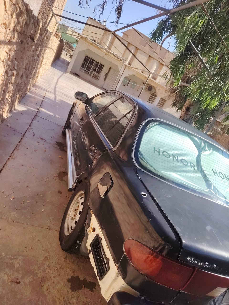 سلام عليكم 
سوناتا 2حديده للبيع السعر 11ورقه وبيهه مجال المكان لانبار حديثه حي العسكري الاستفسار ***********
