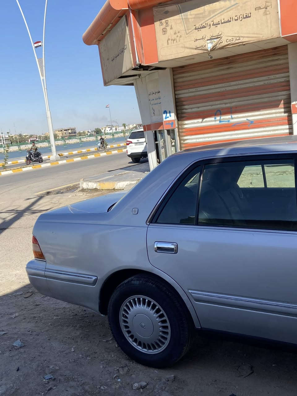 السلام عليكم
راس الثور تكم 1998
كير مكينة حدادية تخم تاير تبريد كله جديد 
مكفولة من كصه ونقل جثه وضربه قويه سيارة مال جناي 
مكان ناصرية
سعر 90
الرقم ***********
