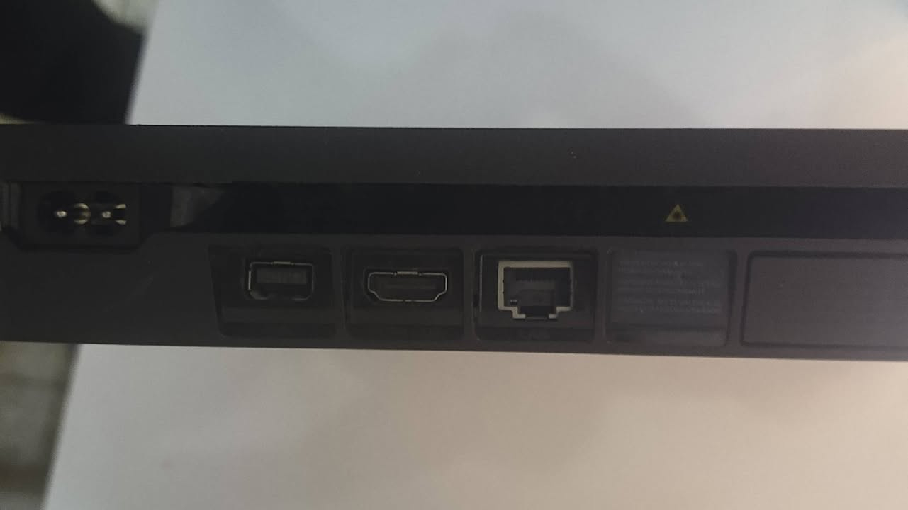 سلام عليكم
بلي فور سلم تيرا ويا6 العاب وقرص ذا لاست 1 نضيف لوك ستيكر مامفتوح ولا مصلح ويا يدتين 
سعر 250 وبي مجال بسيط


**إذا كنت صاحب هذا الإعلان وتريد حذفه لأي سبب، رجاءا أرسل رسالة إلى الدعم الفني**