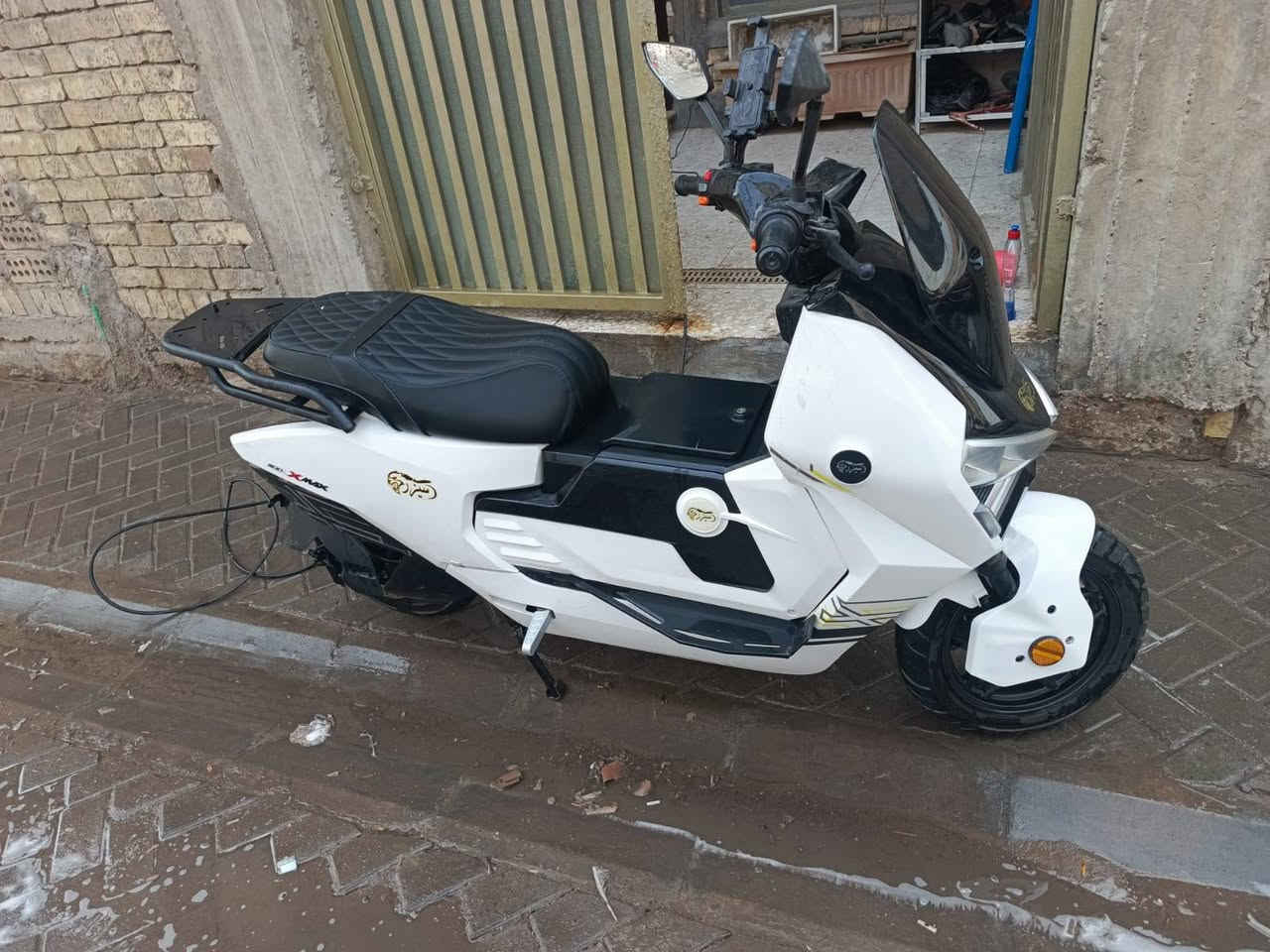 السلام عليكم دراجة شحن ليو 300  سعر مليون  و ٣٠٠   ***********
