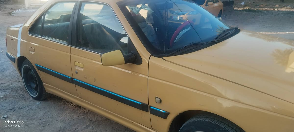 بيجو بارص رقم بابل مصفره هيئه وغرامات تبريد شغال تدفئه شغاله تخم تاير حداديه جديده محرك وكير بحالة جيده مكفوله من الصبغ ماعدا الجاملغ الامامي كهربائيات كلها شغاله الاتصال الرقم موجود بالصور موجوده بمركز الحله. حلة, بابل
