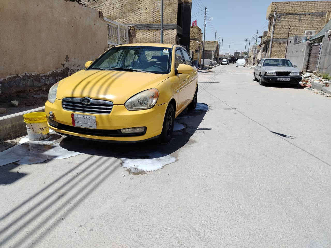 السلام عليكم اكسنت 2006 سيارة
مكفولة من ضربه القوية بيها شبر بالجاملغ الخلفي وخياس
قليل بل برانكيت محرك كير حداديه شرط كير عادي تبريد 
ثلج الرقم مثنى ألماني سنويه ساقطه صار لها سنتين شرط المداور العنوان الناصرية رقم راعيها *********** مكلف للنشر
