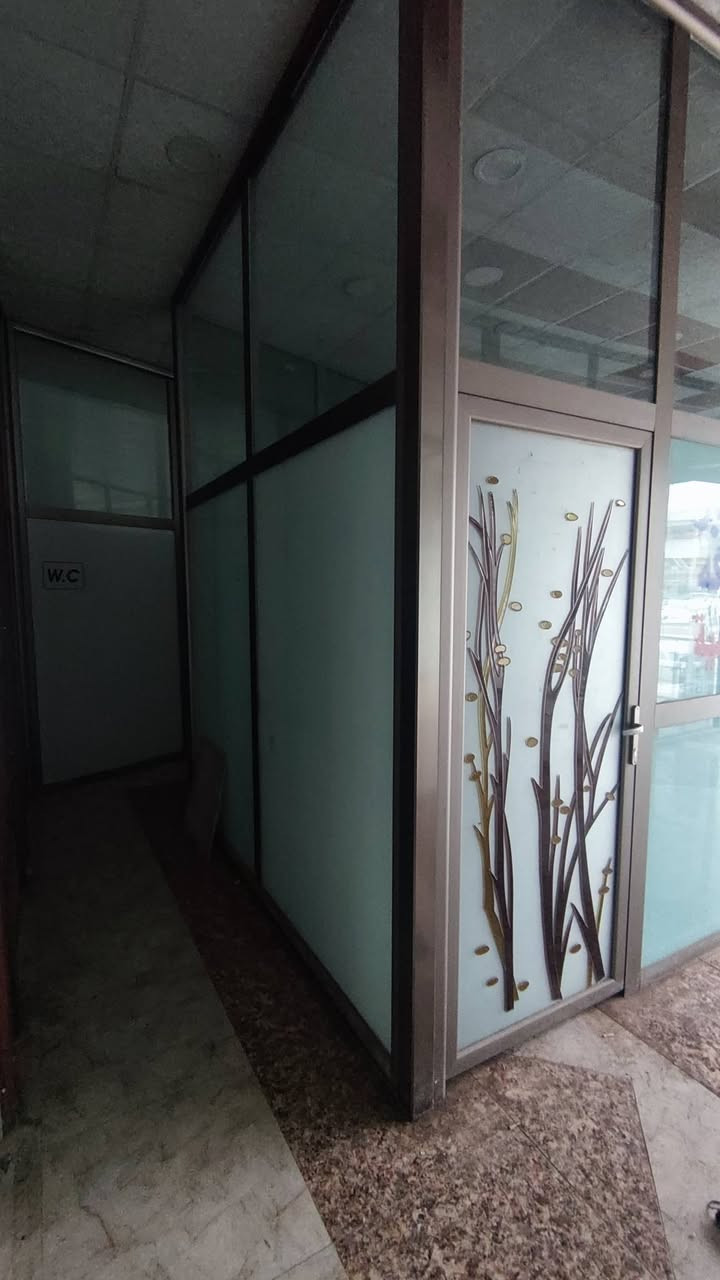 المنيوم للبيع مع جام 10 ملي بومبا متر مربع 15 دولار
للتواصل  ***********
