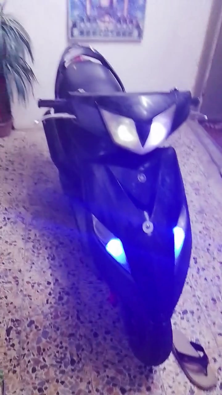 السلام عليكم دراجه ثعلب شغاله بيها فيلس السعر 350 وبيها مجال مكانها مدينه الصدر


**إذا كنت صاحب هذا الإعلان وتريد حذفه لأي سبب، رجاءا أرسل رسالة إلى الدعم الفني**