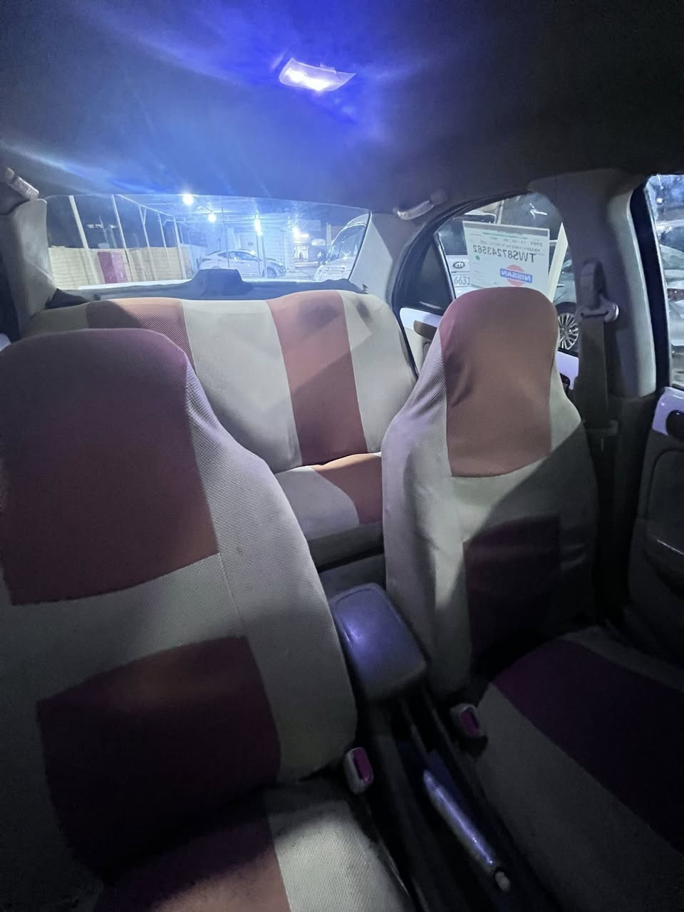 سني 2010 جاملغ خلفي وربع صندوق محرك ابيض                                                                       الانبار حديثه معرض حفظي   ***********
 85$ وبيها مجال بسيط
