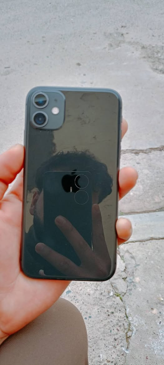 ايفون ١١
ذاكره ١٢٨
فيس ايدي شغال 
بطاريه ١٠٠ مبدله شرط مايصرف
جهاز نظافه ١٠٠٪ 
مراوس 11 بروماكس


**إذا كنت صاحب هذا الإعلان وتريد حذفه لأي سبب، رجاءا أرسل رسالة إلى الدعم الفني**