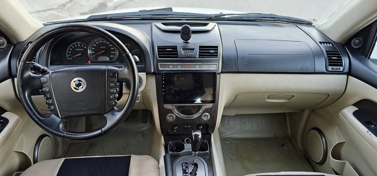 سانگوێنگ ڕیکستۆن 2015فول مواسە فات گێڕومەکینە مارسیدس نیوپارچەی بۆیاخە سەنەوی بەسەرچوە هەزەوڕەقەمی تازەیە سعر{103}***********
