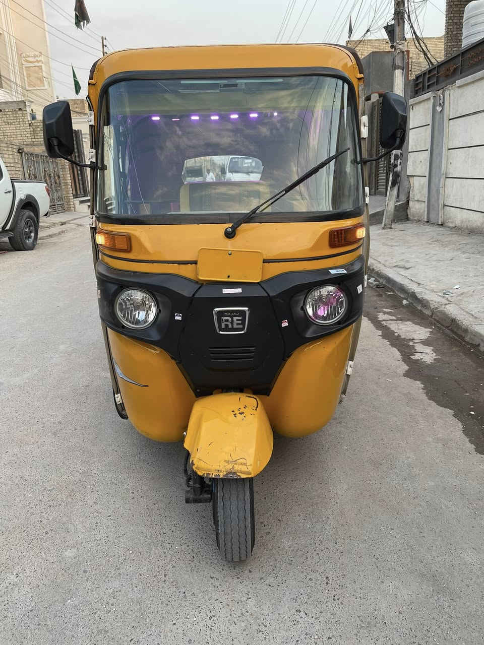 سلام عليكم تكتك للبيع موديل 21 بيها صبغ شوي تكتك حلوه  8 ملاين وربع ‭0770 060 6638‬ هاذ راعيها وتصلو علي مكانها مدينه الصدر الورفلي
