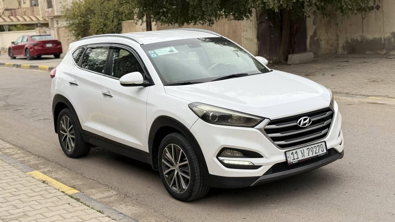 للبيع
توسان موديل 2016 خليجي محرك 2000  دوش رقم بغداد تحويل مباشر بيها صبغ نص قبق الجنطه بدون دواخل والباقي مكفول كير ومحرك على وضع الشركه  السياره جديده وجاهزه بمعنى الكلمه
#السعر 168 وبيها مجال 
مكاني المحموديه
للستفسار ***********
