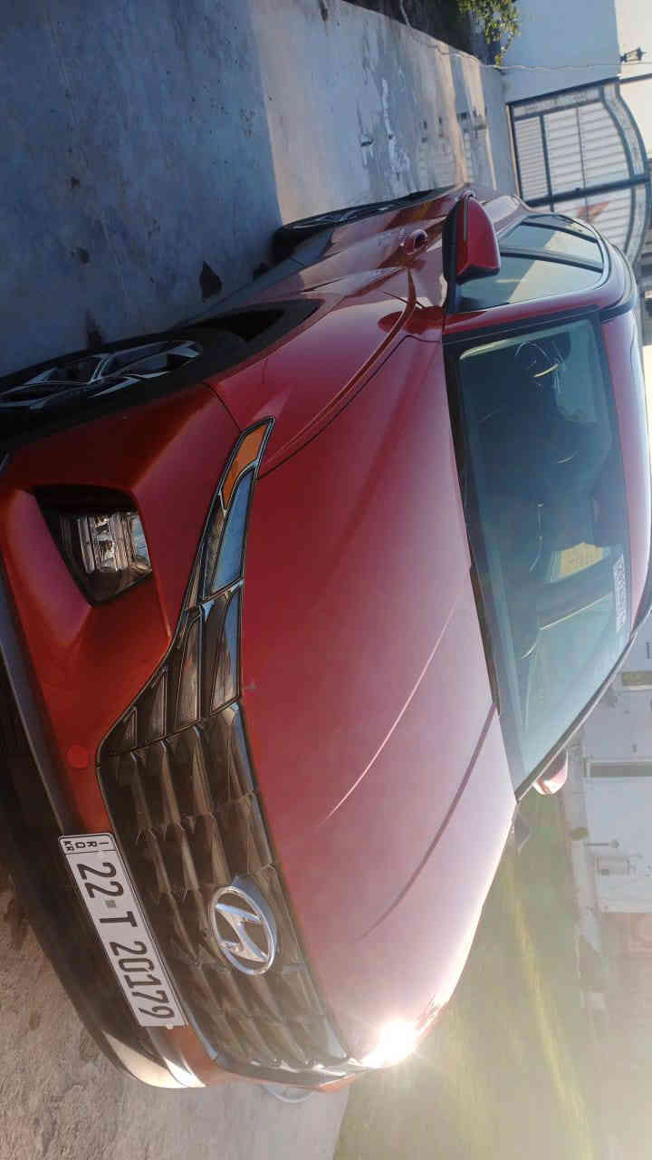 سبورتج 2023 
ماشيه 50 الف مكفول من الصبغ
حادثها فقط داعميه اماميه بدون ايرباك رقم اربيل بأسم شركه تحويل مباشر فول مواصفات فتحه بصمه جلد كشنات كهرباء محرك 2500 صور الحادث موجود بالمنشور
 السعر 195 وبيها مجال العنوان مجمع بسمايه
للتواصل ***********
