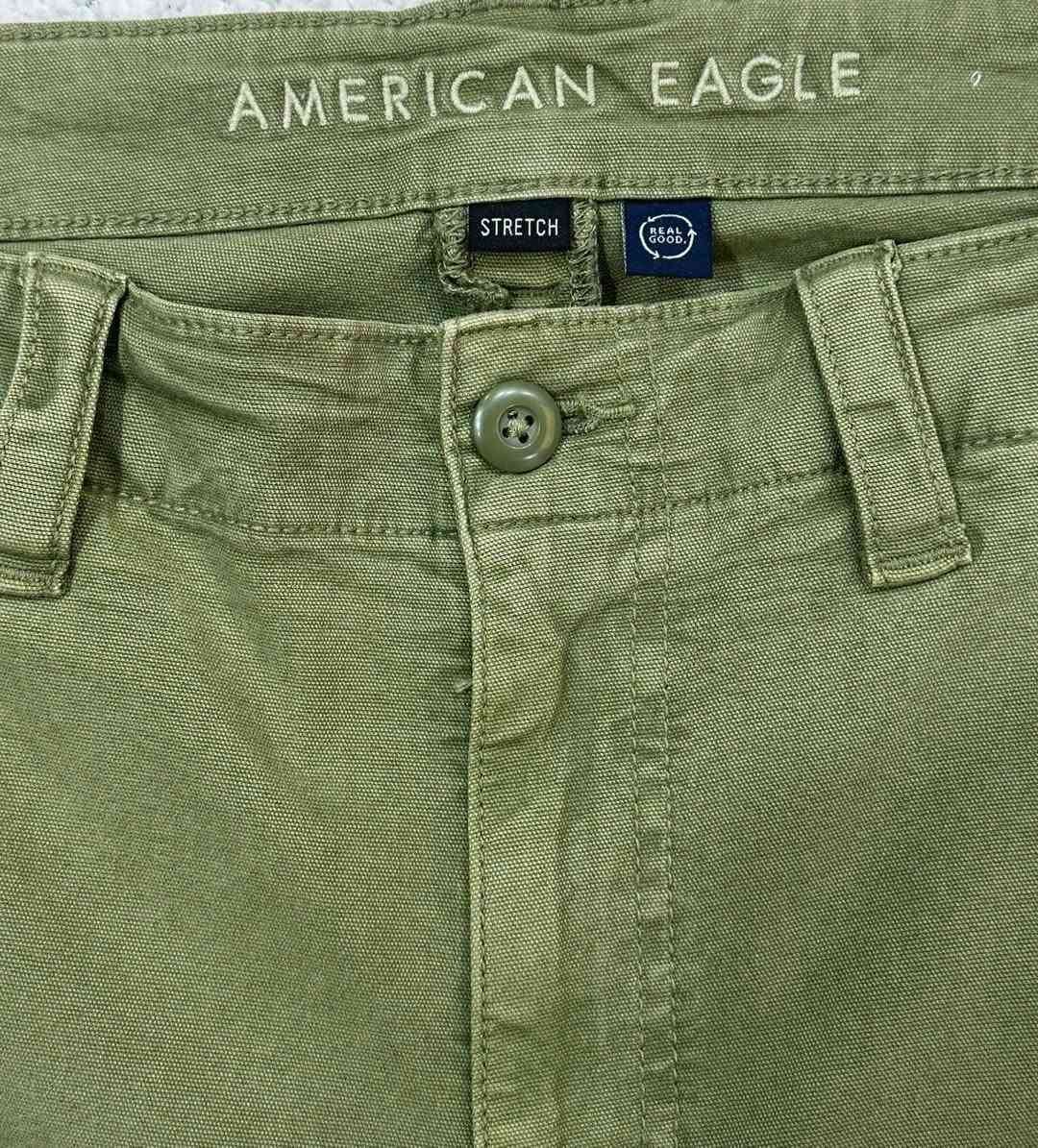 بنطرون AMERICAN EAGLE
قياس 38
الطول 103 
الحجل 21


**إذا كنت صاحب هذا الإعلان وتريد حذفه لأي سبب، رجاءا أرسل رسالة إلى الدعم الفني**