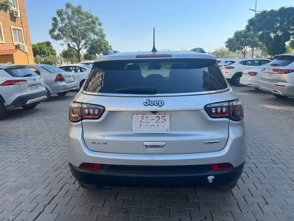 Jeep Compass 2024 💥
جيب كومباس ٢٠٢٤
سعر ١٤٠ ورقة وبيها مجال
ضرر ٣ قطع صبغ 
لغد و شواصي بشرت
ارباكات طاك راجع سستم
تترقم شمالي .... 
فقط بيع فقط بيع 

مواصفات Latitude 🌟
بصمة و بريك بصمة
دبل اكسن 
شاشة ايباد
تحكمات ستيرن و كاميرة
تراكشن و مود درايف
رادار امامي جانبي
حساسات امامي خلفي
بعد بيها مواصفات اهواي

كير محرك تبريد بشرت
حجر و رادارات بلادي شركة

مكانها دهوك 
وتساب *********** دهوك, العراق
