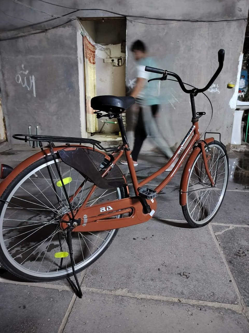 سلام وعليكم اخوان باسكل سياحي حجم26 البصره الكزيزه السعر 125 وبي مجال بصيد رقم ***********
