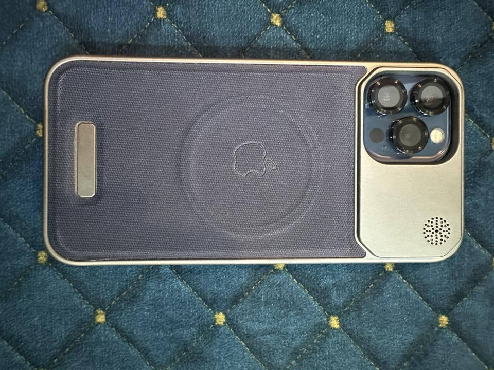 ايفون 12 برو ماكس كفاله بس ضهره مكسور جهاز مامستخدم اهواي بطاريه 92 بلاديه كارتون ويه وكفر عنوان البصره سعر 425 وبي مجال مستعجل على بيعته ***********
