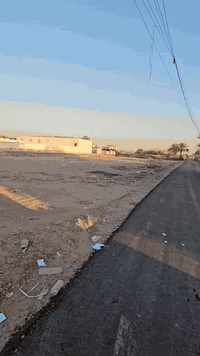 ورحمه الله قطعه ارض مساحه ٣٠٠ م وجه ٢٠.  نزال ١٥يباع  ١٠٠ يباع ١٥٠ يبا...