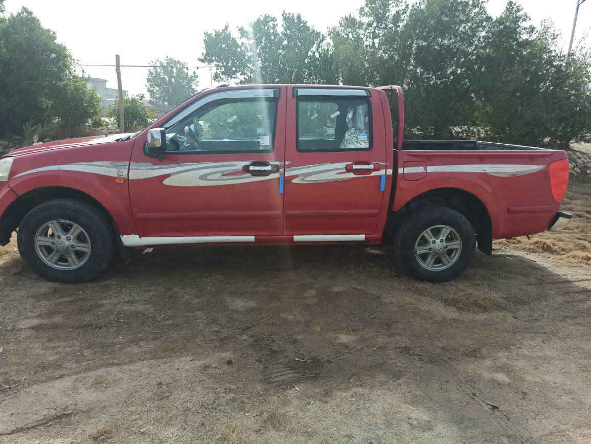 من رخصت الادمن المحترم كريت ول  موديل 12بابل انكليزي شرط التحويل مكفوله من الضربه  والتبديل بيه رشات صبغ بسيطه تخم تاير حداديه  غرفه نظيفه جدا تدفئه تبريد شرط السعر 65وبيه مجال المكان بابل اتصل على الرقم *********** واتساب موجود
