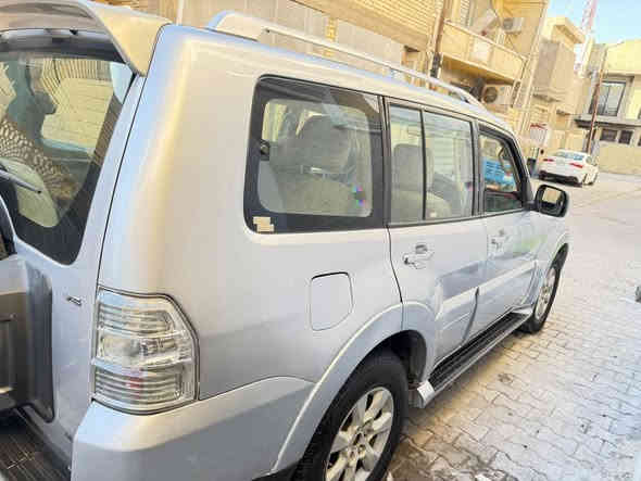 باجيرو حبتور 2009
فول موصفات تحكم ستيرن  ثلاث جهات كشنات كهربائية        لايت زنون ( فتحة )محرك 3500 
تبريد تدفائة  بيها قطعتين حار وسونارها منشور محرك كير خير من الله السيارة كاملة مكملة تحويل ثاني يوم السعر 120وبي مجال 
مكاني بغداد الشعلة     ***********
