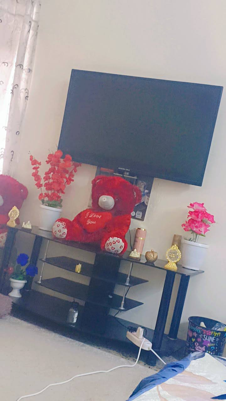 بلزمه 43لبيع هيه والميز السعر 125،،، ***********
