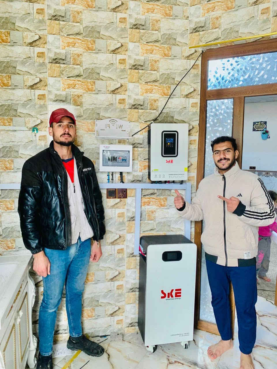 بفضل الله وبحمده قامت كوادر شركتنا (شركة المهندس للطاقة الشمسية) بنصب منظومة طاقة شمسية منزلية لأحد زبائن شركتنا
العرض الاقوى تحطيم الاسعار 🔥 🔥 🔥 🔥 🔥 🔥
العرض الاول 🔥 🔥 🔥
السعر : 4،400،000 نقدا
السعر : 5،400,000 قسط 
القسط الشهر 300 الف فقط
القدرة : 20 نهاري و 15 ليلي 
الألواح: 620 واط ضمان 15 سنة  عدد 8
البطارية: ليثيوم حجم 15 كيلو واط ضمان 5 سنة
الانڤيرتر :  حجم 6 كيلو مع واي فاي مدمج ضمان 2 سنة 
العرض الثاني 🔥 🔥 🔥
السعر :  3,750,000 نقدا
السعر :4,750,000 قسط
القسط الشهري 263 الف فقط
القدرة : 10 نهاري و 10 ليلي 
الألواح: 610 واط ضمان 15 سنة  عدد 5
البطارية: ليثيوم حجم 10 كيلو ضمان خمس سنوات
الانڤيرتر :  حجم 6 كيلو مع واي فاي مدمج ظمان 2 سنة
العرض الثالث 🔥 🔥 🔥
السعر : 3.000،000 نقدا
السعر : 4,000,000 قسط 
القسط الشهري 222 الف فقط
القدرة : 10 نهاري و 7 ليلي 
الألواح: 620 واط ضمان 15  سنة عدد5
البطارية: ليثيوم حجم 7 كيلو ضمان خمس سنوات
الانڤيرتر : حجم  4 كيلو ضمان 2 سنة 
العرض الرابع 🔥 🔥 🔥
السعر : 2،250،000 نقدا
السعر : 3,250,000 قسط
القسط الشهري 180 الف فقط
القدرة : 8 نهاري و 5 ليلي 
الألواح: 620 واط ضمان 15 سنة  عدد 4
البطارية: ليثيوم حجم 5 كيلو ضمان خمس سنوات
…………………………………………
المنظومات الحامضية  
العرض الاول  🔥🔥🔥
السعر: 2.400.000 نقدا 
السعر: 3.150.000 قسط 
القسط الشهري 210 الف فقط 
القدرة: 9نهاري و6 ليلي 
الالواح : 620 واط ضمان 15 سنة عدد 4 
البطارية: اوكايا 200امبير c10 عدد 2 ضمان 1 سنة 
الانڤيرتر : حجم 4.2KW ضمان 1 سنة 
العرض الثاني 🔥🔥🔥
السعر: 1.550.000 نقد 
السعر: 2.250.000 قسط 
القسط الشهري 150 الف فقط 
القدرة: 7 نهاري و 3 ليلي 
الالواح: 620 واط ضمان 15 سنة عدد 3 
البطارية : اوكايا 200 امبير c10 عدد 2 ضمان 1 سنة 
الانڤيرتر : 4.2KW ضمان 1 سنة 
 #شركة #المهندس #للطاقة #الشمسية 
كركوك - الحويجة - شارع المشاتل قرب جامع كامل الحاج صكر مجاور شركتي الدليان والصبحي للحجم والعمرة 

***********
للحجز و الاستفسار
مدير شركة المهندس للطاقة الشمسية  
ربيع سامي الجبوري 
⁨ ***********
مهندس سعد 
***********
انور الفرحان 
مدير المبيعات 
***********
مهندس الصيانة 
عزيز الفرحان 
***********
 عمر الفرحان 
***********
