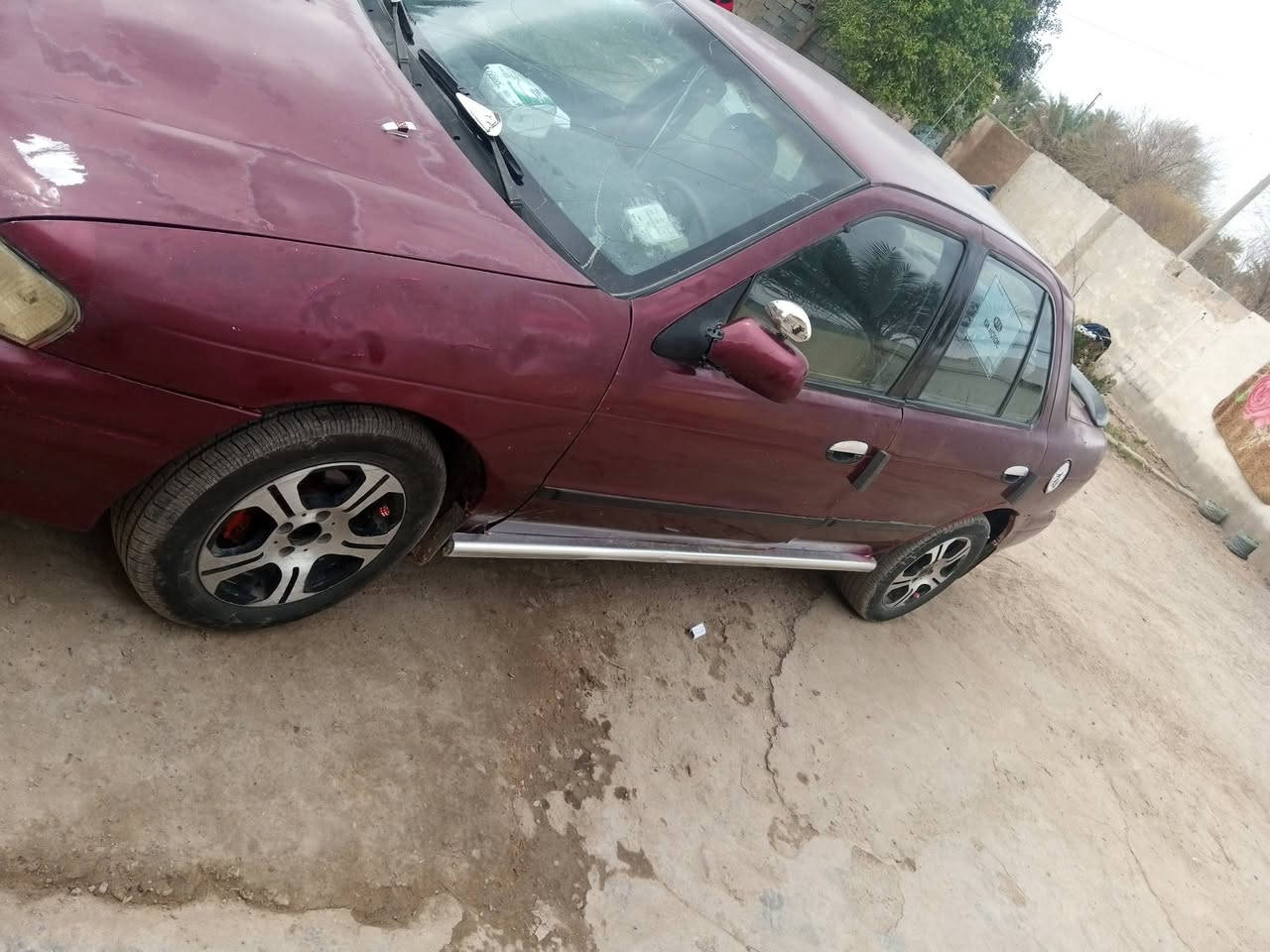 سلام عليكم عندي سياره للبيع سعر 28 عنوان ديالى رقم الهاتف ***********
