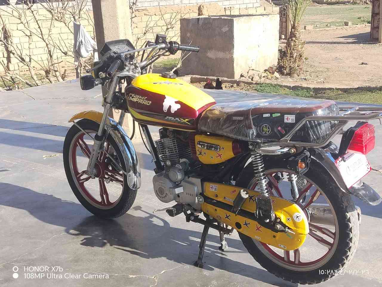 السلام عليكم موطور نامي برو
محرك ما مفتوح
موديل 2021

كلو شقال نضافه فول 

شلعه ورزانه

موطور احله من الصوره

السعر 450وبي مجال قليل 
يرهم مراوس

مكاني: الزاب: الصباغيه 

ه‍ ***********
