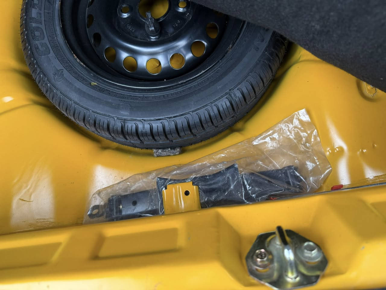 سايبا 2025 ماشية 18,000 مكفول من الصبغ والبارد منظومة غاز رقم  بغداد جديد هيئة نقابة كاملة مكان السياره بغداد الكريعات ***********
