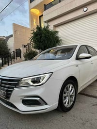 ام جي 5 • كمفورت • شاشة كاميرا