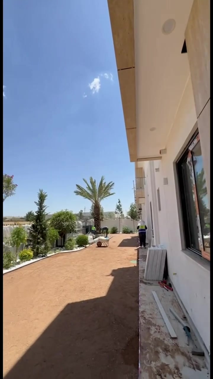 في مشروع Asco Village Asco Village السكني و العائلي في أربيل أصبح بالأمكان زيارة الموقع و مشاهدة نموذج الڤیلا 230م الذي يقع على طريق أربيل - شقلاوة و مقابل گراند ماجدي مول..

للمزيد من المعلومات اتصلوا بنا في عقارات جامانه

اسيا سيل و واتساب ***********
