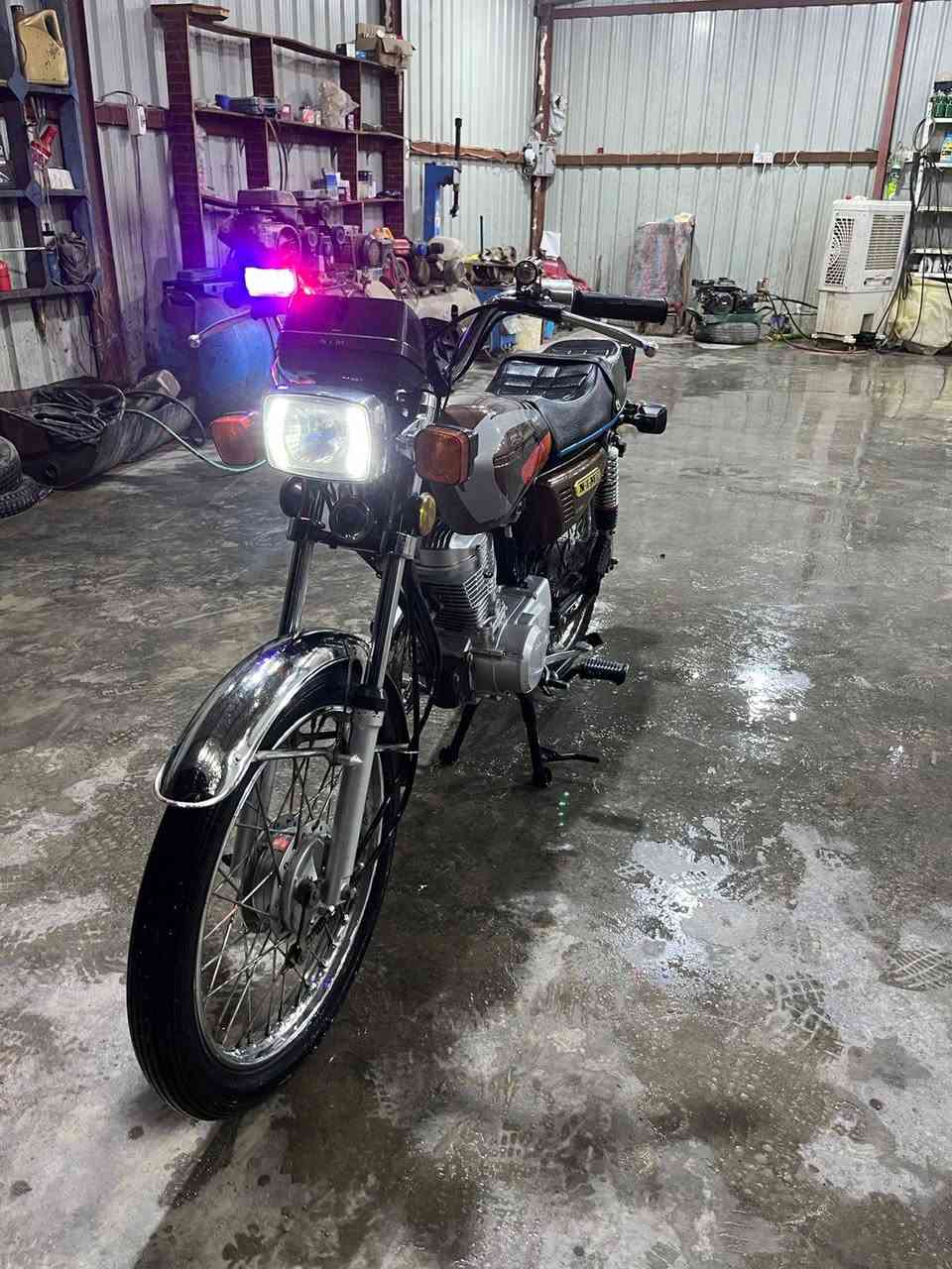 السلام عليكم
مكلف بالنشر 
دراجه نامه امتياز 2023 طالعه 2025 وصل فقط (سكنر)
كفاله عامه برغي مامفتوح بيها 
العنوان : ناصريه الصخيين _قرب جسر الحولي 
للاستفسار اكثر ***********
