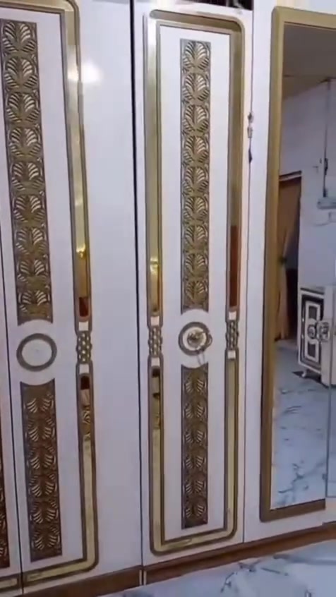 غرفه تركي نظيفه جديده سعره 700,وبيه مجال بسيط عنوانه كرمه علي شراي يراسل خاص ورقم بي وتساب ***********
