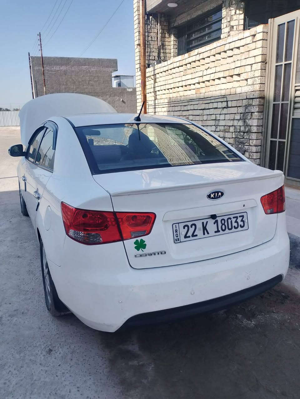 السلام عليكم كيا سيراتو خليجي
مكينه ١٦٠٠دكشن عالي موديل 2011
مكينه وكير مكفولات سياره نظيفه 
بيه طخه بجاملغ عكس سايق واضحه بصؤر  
رقم اربيل بسم صاحبه تحويل مباشر 
عارضه ب١٠٠ وبيه مجال ‏‪***********‬=ابوعلي 
ملاحظه مكلف بنشر تصل على صاحبه وبخدمتك
