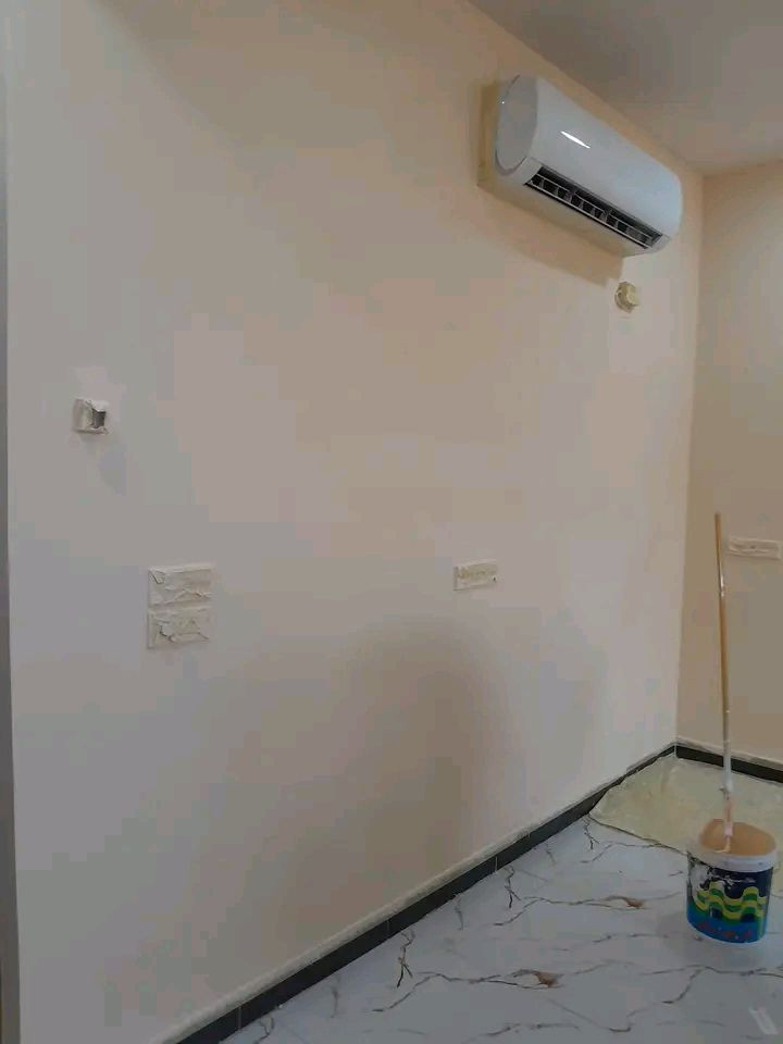 مواد وعمل نوع صبغ بلاستيكي المرجان  مع تصليح الثقوب والفطور  السعر المتر 3 الاف
بس عمل مع تصليح الثقوب والفطور المتر  2 الفين 
بس صبغ بدون اي تصليح يعني بياض جديد المتر الف ونص...
الصباغ محمد سوادي اشتغل داخل بغداد فقط للتواصل واتساب ***********
