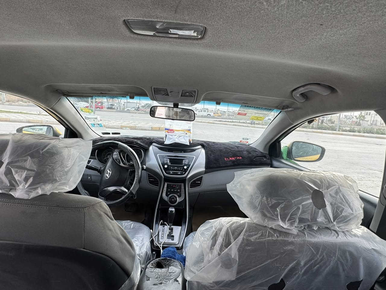 السلام عليكم.. النترا موديل ١٣ وارد امريكي حادث مرفق بالمنشور رقم بغداد مكينه ١٨٠٠ سياره جاهزه للاخير مكاني كوت معرفه السعر الاتصال ***********
