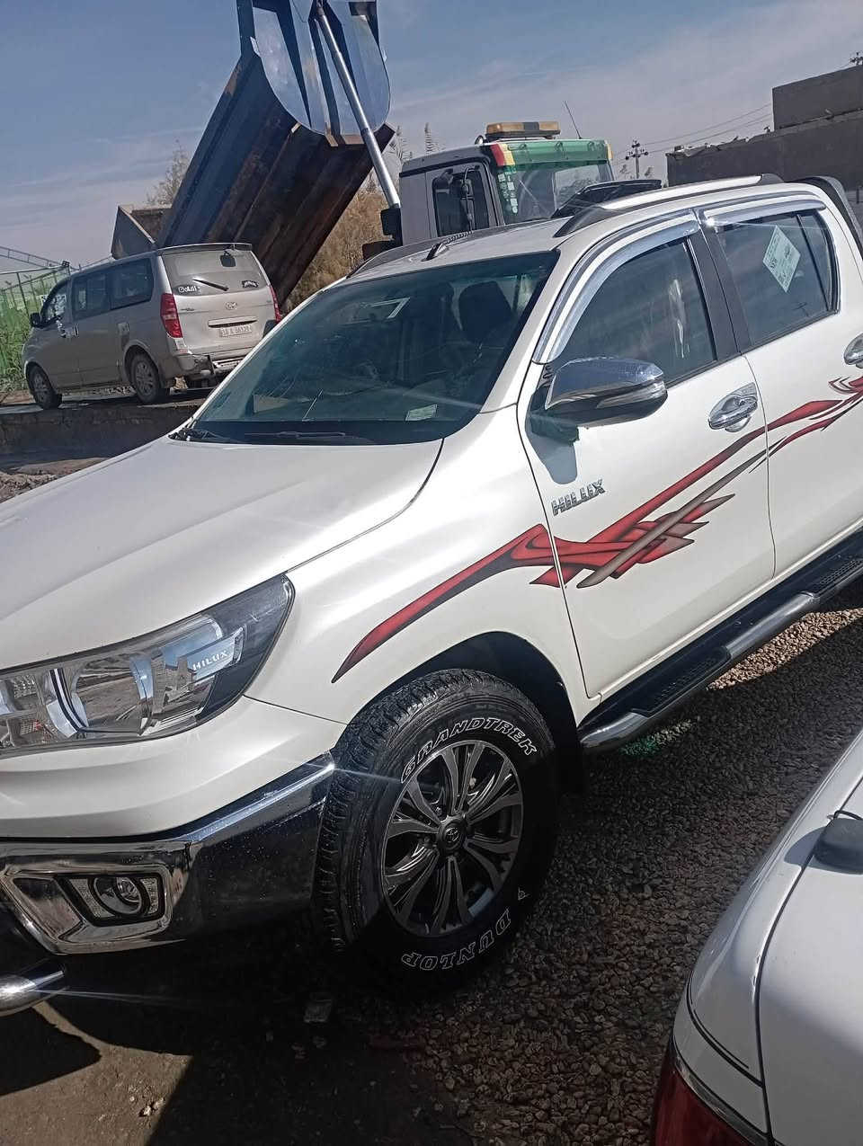 سلام عليكم هيلوكس 2017سعودي فول مواصفات  4×4كفاله عامه من كلشي مكان بابل الحمزه  للتواصل ***********
