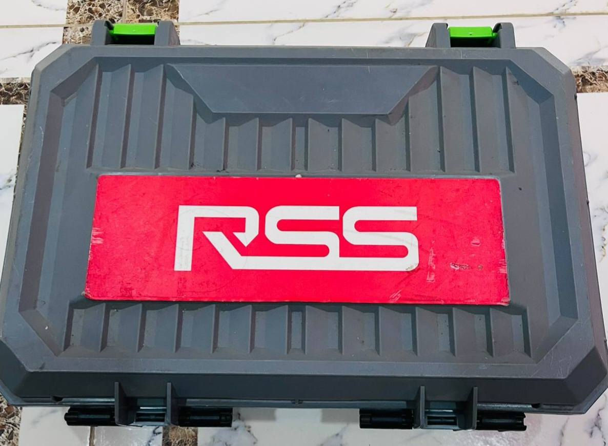 ادريل فتح وشد وتثقيب للبيع مامستعمل شرط السعر ٦٥ الف العنوان سامراء الشراي يتصل على الرقم ***********
