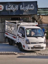 كيا حمل نثيه 2700للبيع موديل 2025 ماشيه 26000 رقم بغداد بسمي تحويل ثان...
