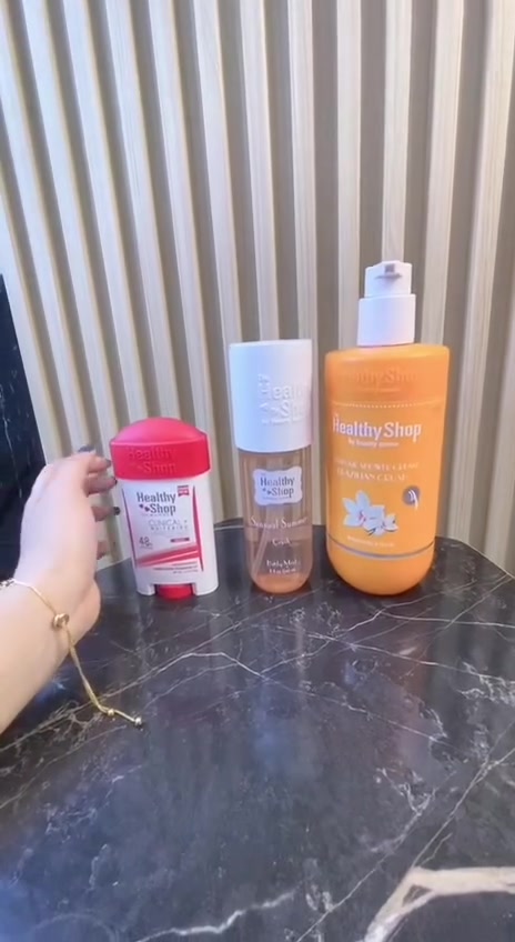عرض هيلثي شوب البرتقالي 🧡✨🌿
عرض النضافة والتعطير الجسم للبنات 🙂‍↔️

يتكون العرض من،3 قطع يخلصج من تعرق الجسم والبكتريا وعطر ثابت فوك ال24 ساعةة 🫰🏻🧡

يتكون من 👈🏻 شاور جسم  مانع تعرق. وسبلاش جسم 

يتميز العرض بروائح طيبة مزيجة بلبرتقال مع ورود 🏵 بدون حساسةة

1-- مانع تعرق من هيلثي شوب 💋❤️‍🔥

 معطر مانع تعرق ومبيض من هيلثي شوب 

مزيل للرائحة ، ثابت ٢٤ ساعه عطوره تجنن

 مبيض لمنطقة الإبط

 يزيل التصبغات ﺍﻟﺠﻠﺪﻳﺔ 

2-- شاور جسم من هيلثي شوب الاصدار الجديد ✔️  🧡🧡

شاور هيلثي شوب الاصلي💯

سائل استحمام  

للجسم بعطور تجنن 

جل استحمام أو غسول 🧡

3-- سبلاش هيلثي شوب (Healthy Shop Body Mist) 🧡✨

هو معطر جسم شهير يمنحك انتعاشاً يدوم طويلاً، متوفر بحجم اقتصادي كبير (240 مل). 🧡🧡

 بتشكيلة واسعة من الروائح الجذابة التي تناسب الرجال والنساء،✨

توصيل لجميع المحافظات


**إذا كنت صاحب هذا الإعلان وتريد حذفه لأي سبب، رجاءا أرسل رسالة إلى الدعم الفني**