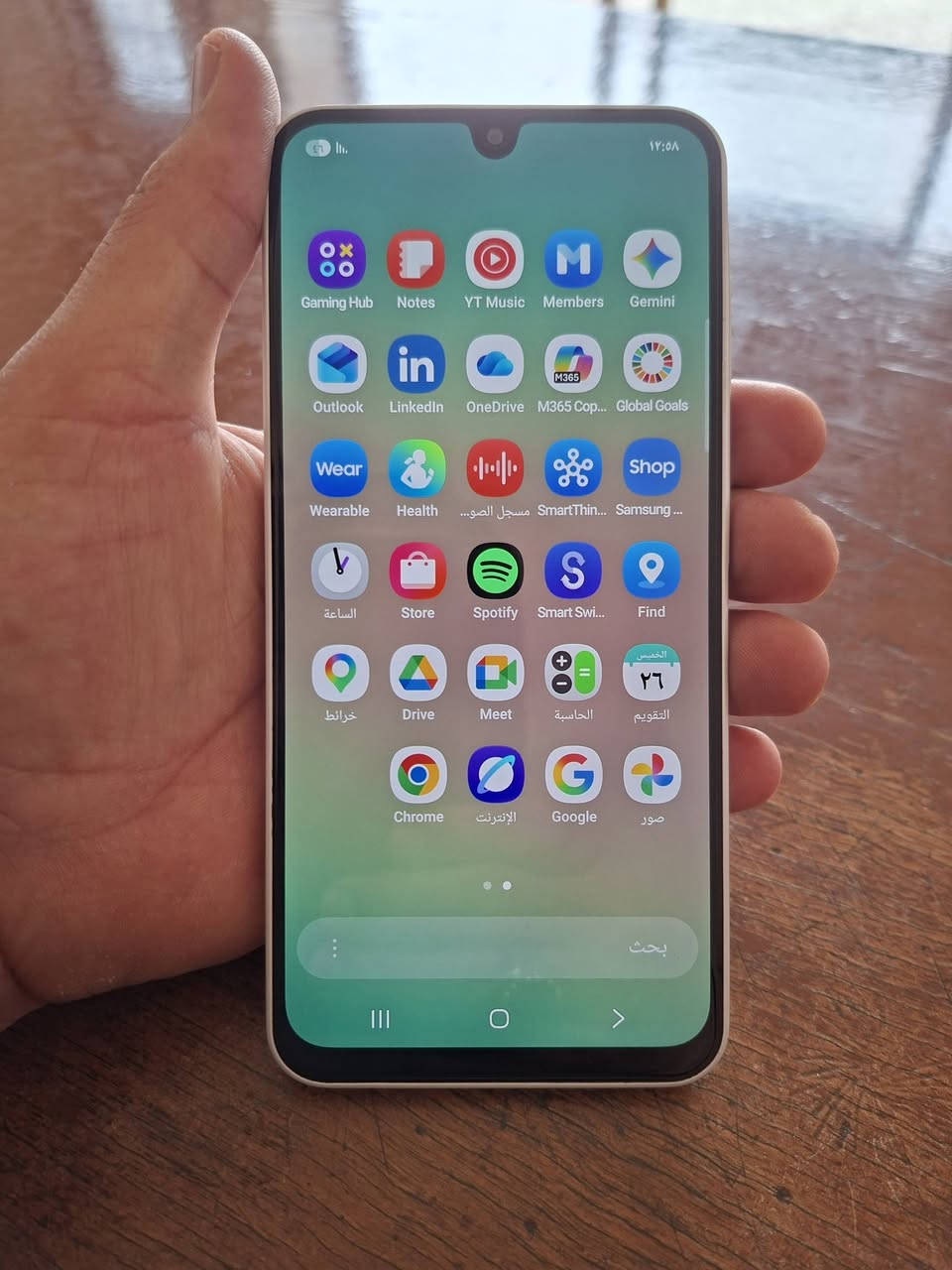 جالكسي A26
لون أبيض ذاكرة 128 العشوائية 6
ملحقات كاملة نضافة 100/100
السعر 250 ألف (بيع فقط)
العنوان بغداد الزعفرانية 
رقم الهاتف ***********
