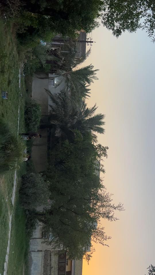 السلام عليكم
بيت للبيع منطقة الامين الثانية شارع نواب الضباط
قرب جامع الاسراء والمعراج
المساحة 130 م 
6.5 * 20
ركن منتزه
طابقين
صالة وغرفة نوم وحمامين ومطبخ ومنور
الطابق الاعلى غرفتين نوم كبيرة
للاستفسار الاتصال على الرقم
***********
