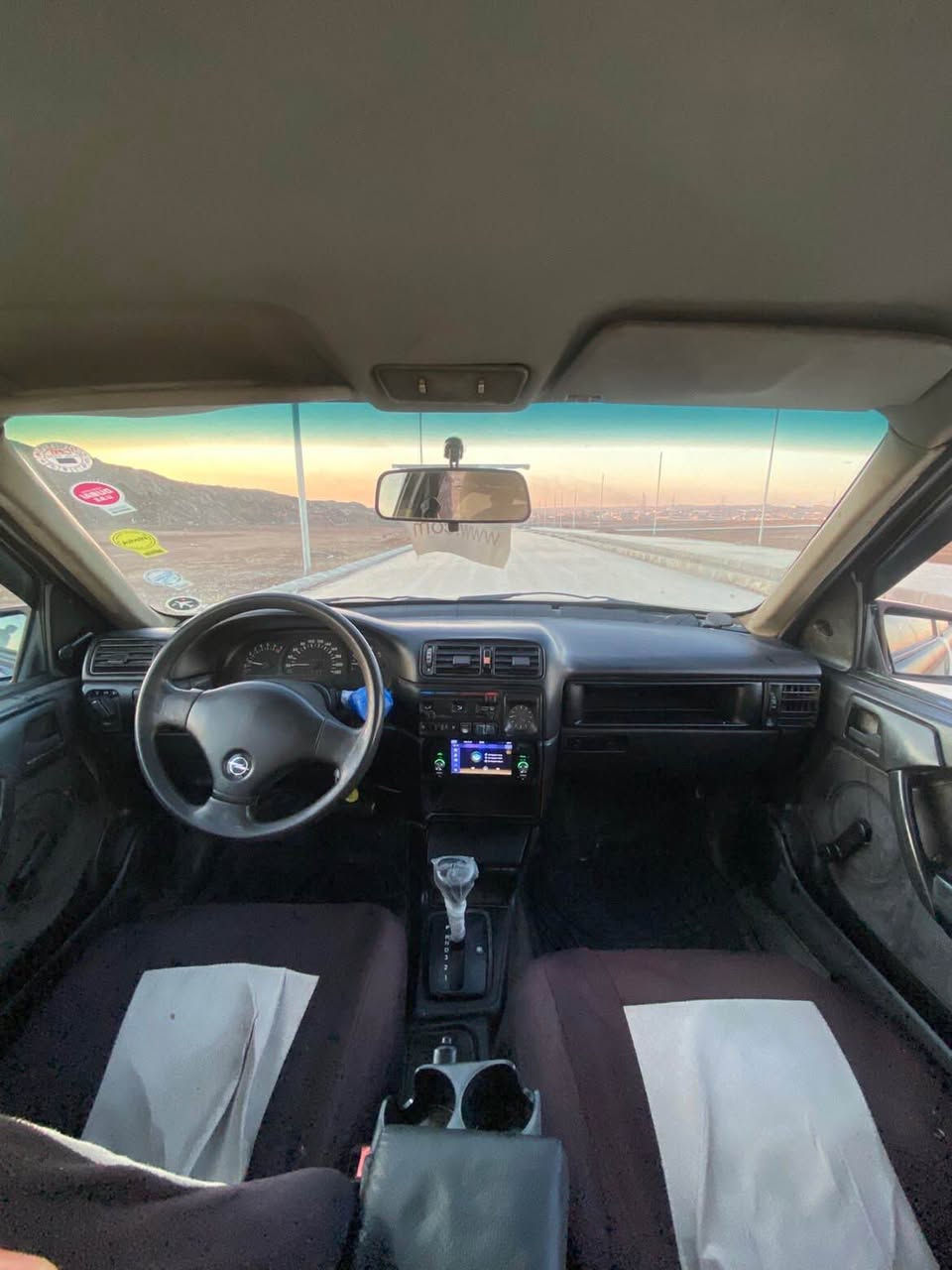 ئؤپل فيكترا مؤديل ١٩٩٢ مةكينة ١.٨ ئؤتؤماتيك سبوغ عامة بؤجواني سةقف و شان مةعجوني نية گير و مةكينة وكابايي بةشةرتة كؤبؤن بةنزيني هةية تاخم پيش و پشت تازةية ٤ تايةي لؤكي لةژيرة هـيچ مةسرةفي تيا نية سةنةوي تا٢٠٣٠ تازةية 
***********
***********
سعري٤٧ گةلاو مةجاليكي كةم شمشمل, السليمانية
