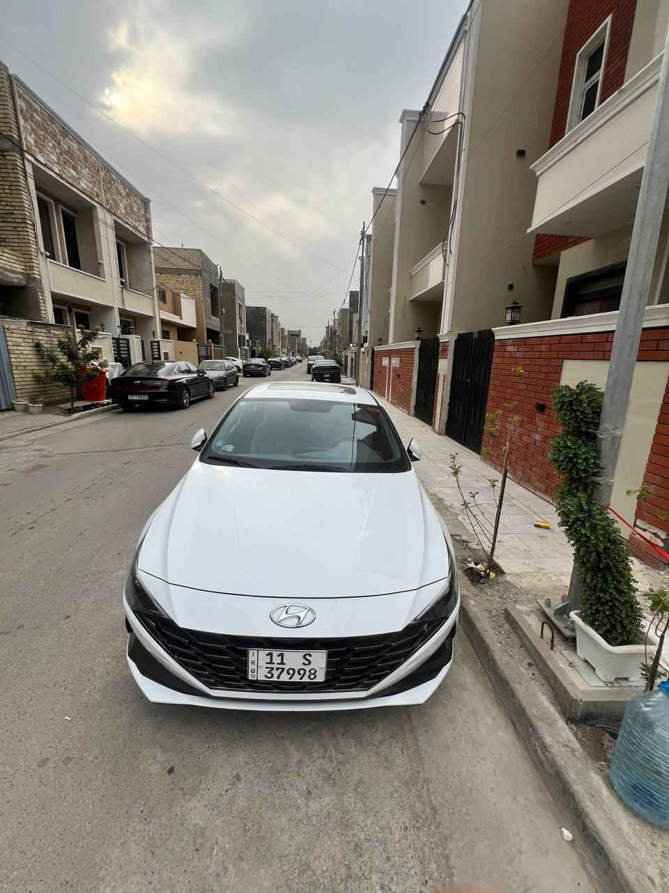 السلام عليكم هونداي النترا 23 خليجي مكفولة كفالة عامة على وضع الشركة رقم وهزه جديد انكليزي العنوان بغداد حي الجهاد مجمع النسيم رقم تلفون ***********
