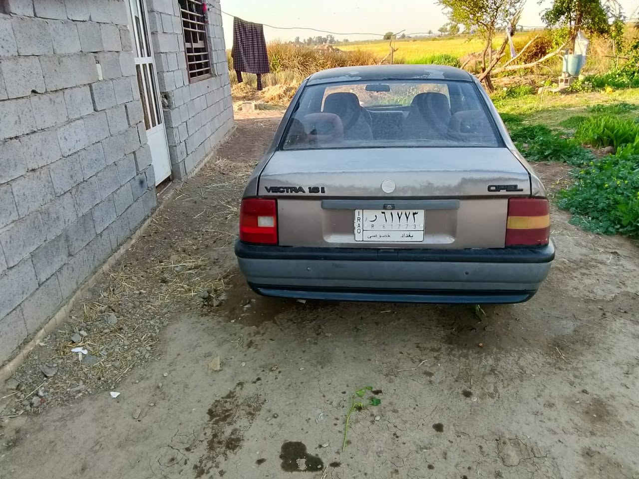 سلام عليكم وبل ورث سياره جاهزه كير محرك حداديه تخم تاير مكفول سعر18.  ***********
