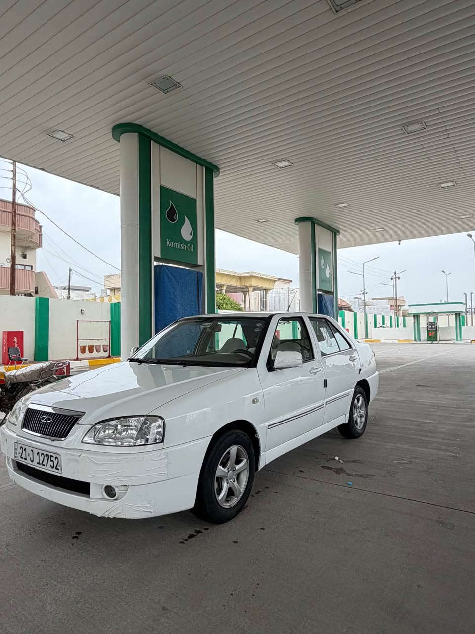 سلام عليكم 
سيارة شيري كوين للبيع موديل 2013 
سيارة جاهز مابي اي نقوصات سيارة مال بيت ما متعوبه سيارة كدام العين 
تبريد ثلج ❄️ تدفئة 🔥 سيارة بدون ضرر سيارة بيها جامرلغ سكن و باب سكن باب سكن 2 بار سيارة بيها يعني 3 قطع بارد يعني مو كامل بعض اماكن والباقي من غير هذول سيارة مكفول كفاله عامة وسعر سيارة.      47 💵
بي مجال 
و رقم هاتف  
***********☎️ Singapore
