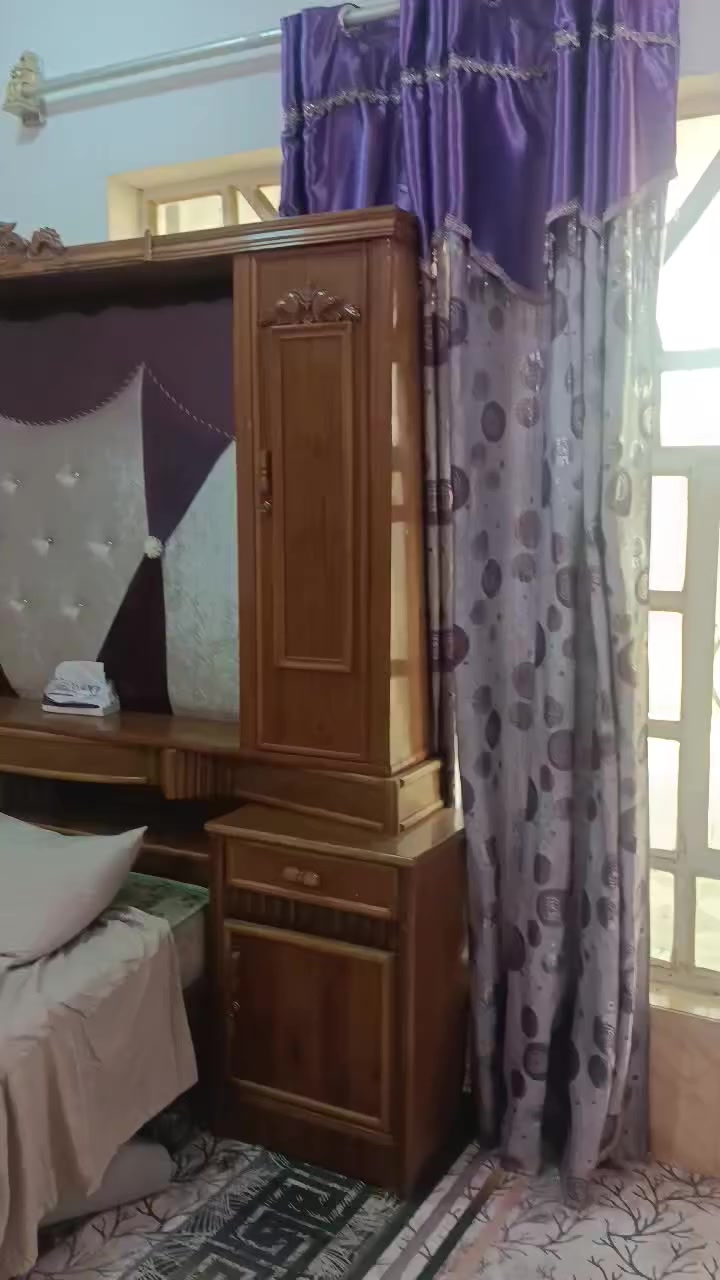 السلام عليكم 
غرفه اخشاب ام السته اخت الجديده سعرها ٩٠٠ الف مكانها حله تاجيه


**إذا كنت صاحب هذا الإعلان وتريد حذفه لأي سبب، رجاءا أرسل رسالة إلى الدعم الفني**